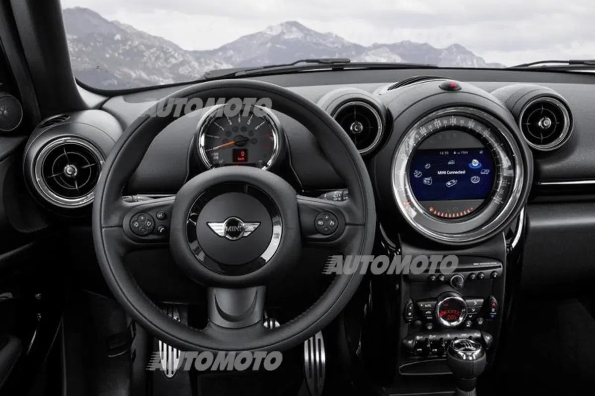 Mini Paceman restyling: ritocchi estetici e motori Euro 6 (12)