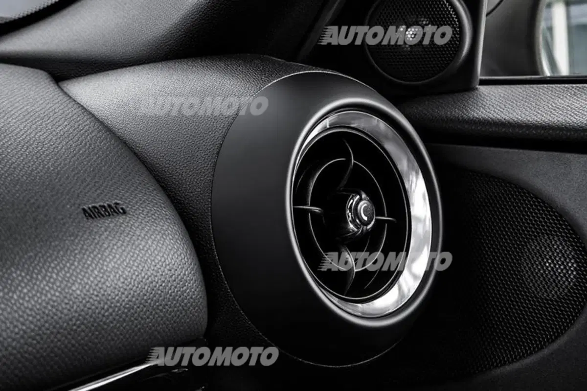 Mini Paceman restyling: ritocchi estetici e motori Euro 6 (15)