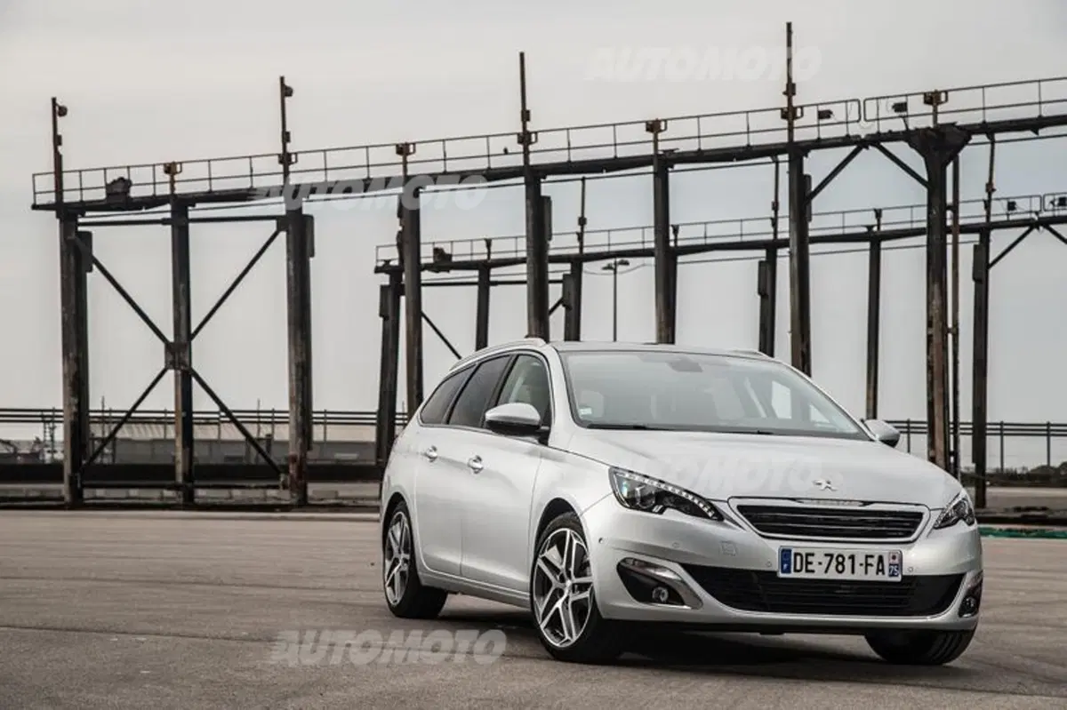 Peugeot 308 SW (27)