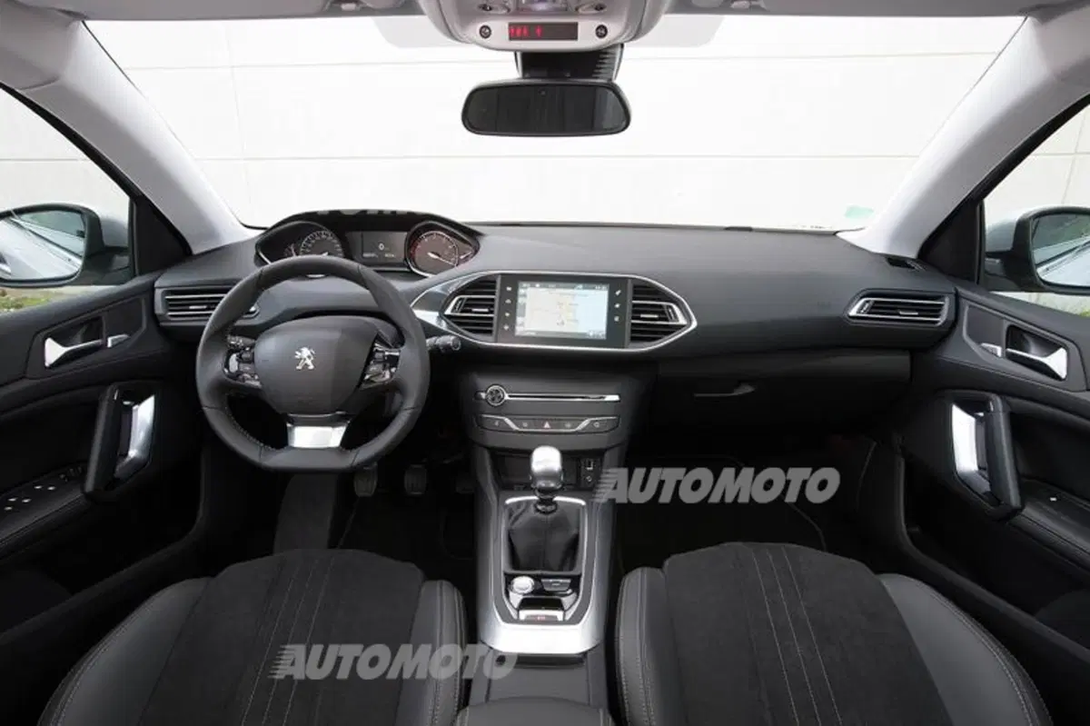 Peugeot 308 SW (39)