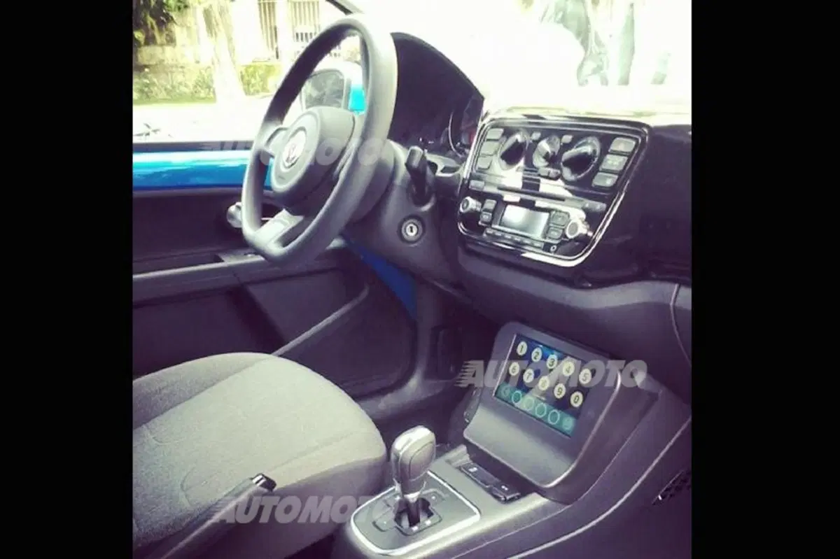 Car sharing a Milano: arriva Twist con le Volkswagen up! (2)