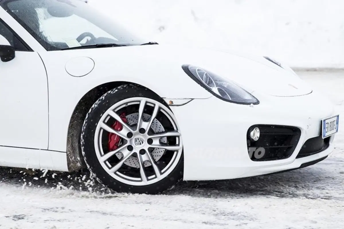 Porsche Cayman vs Cayman S (9)