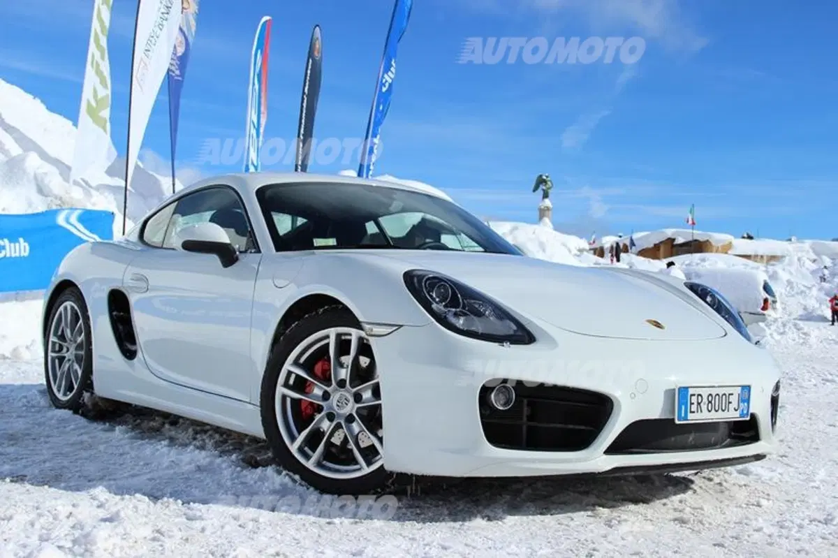Porsche Cayman vs Cayman S (16)