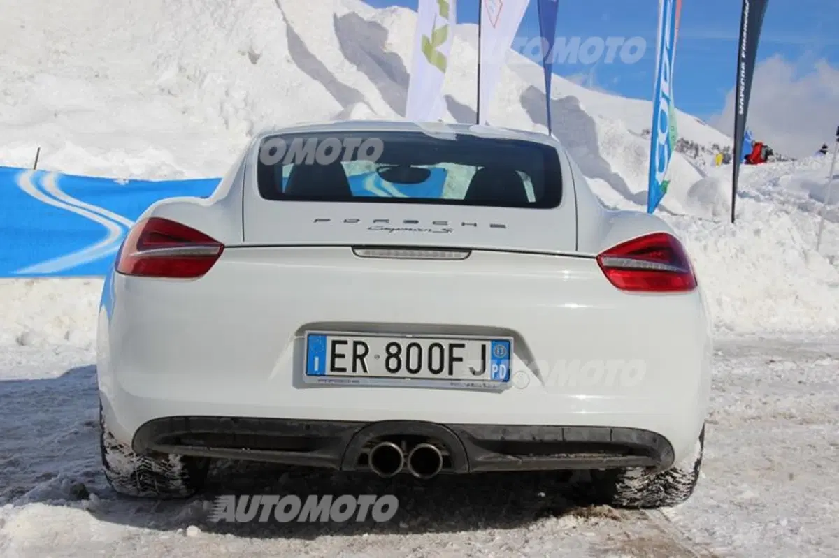 Porsche Cayman vs Cayman S (18)