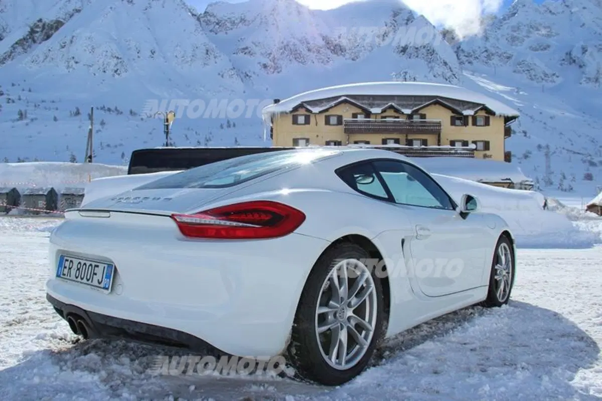 Porsche Cayman vs Cayman S (22)