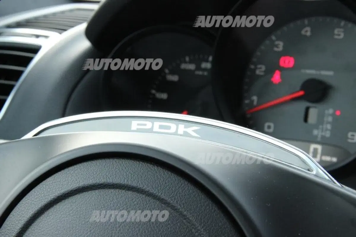 Porsche Cayman vs Cayman S (36)
