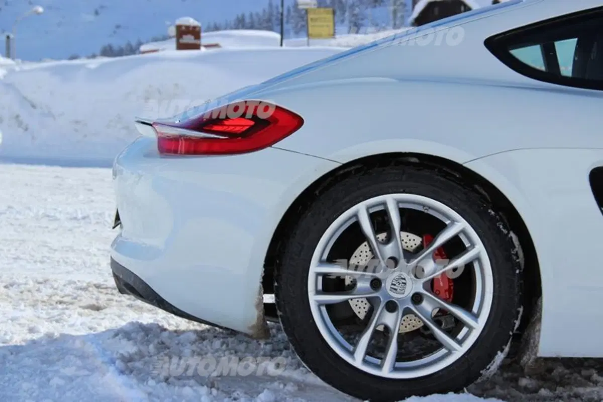 Porsche Cayman vs Cayman S (50)