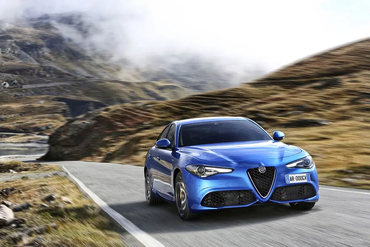Quale comprare, Confronto: Subaru WRX STI Vs Alfa Romeo Giulia Veloce Q4 (10)