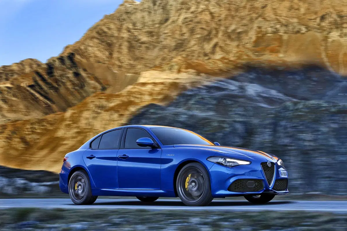 Quale comprare, Confronto: Subaru WRX STI Vs Alfa Romeo Giulia Veloce Q4 (6)