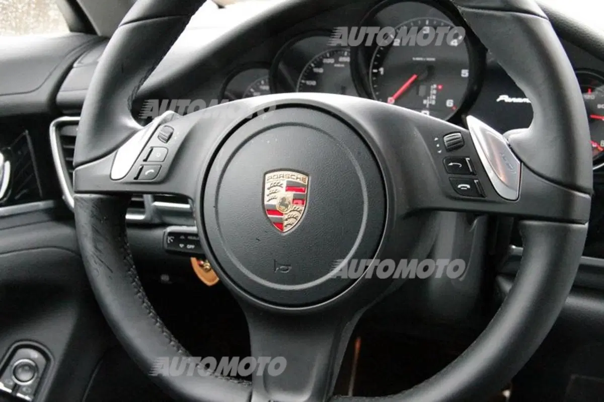 Porsche Panamera diesel (38)