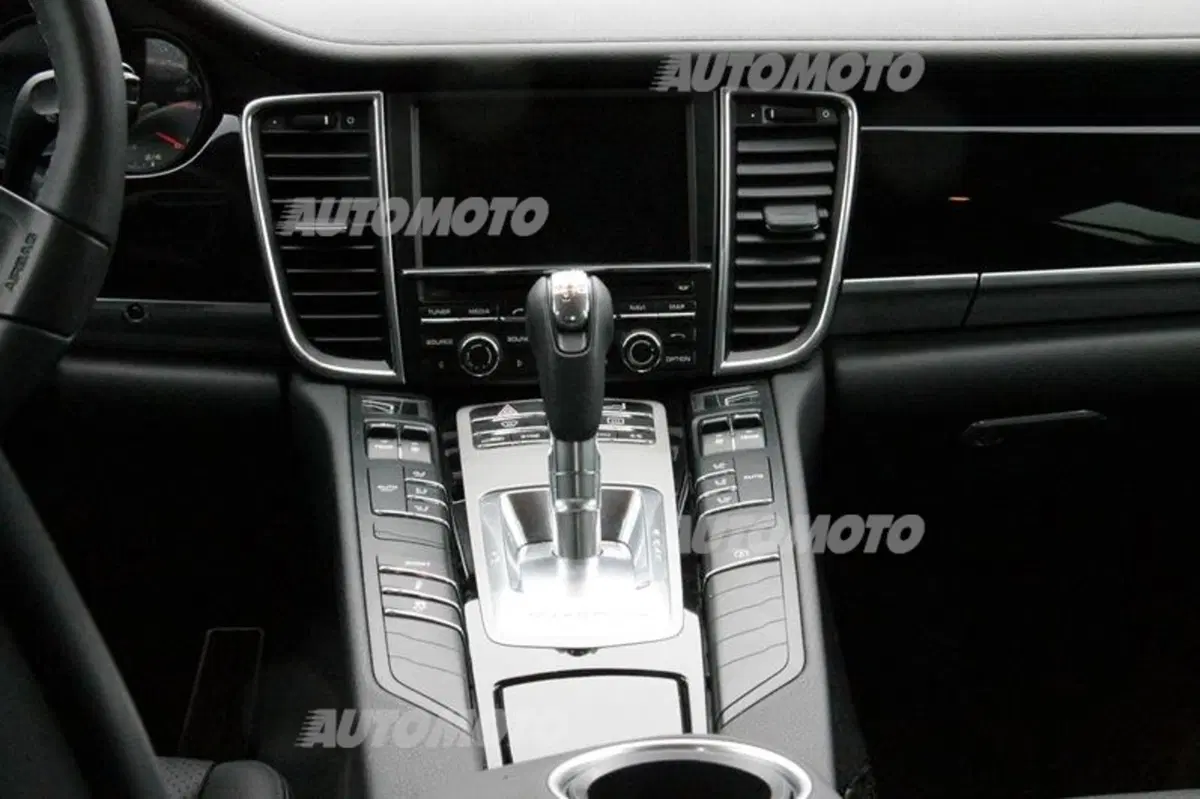 Porsche Panamera diesel (43)