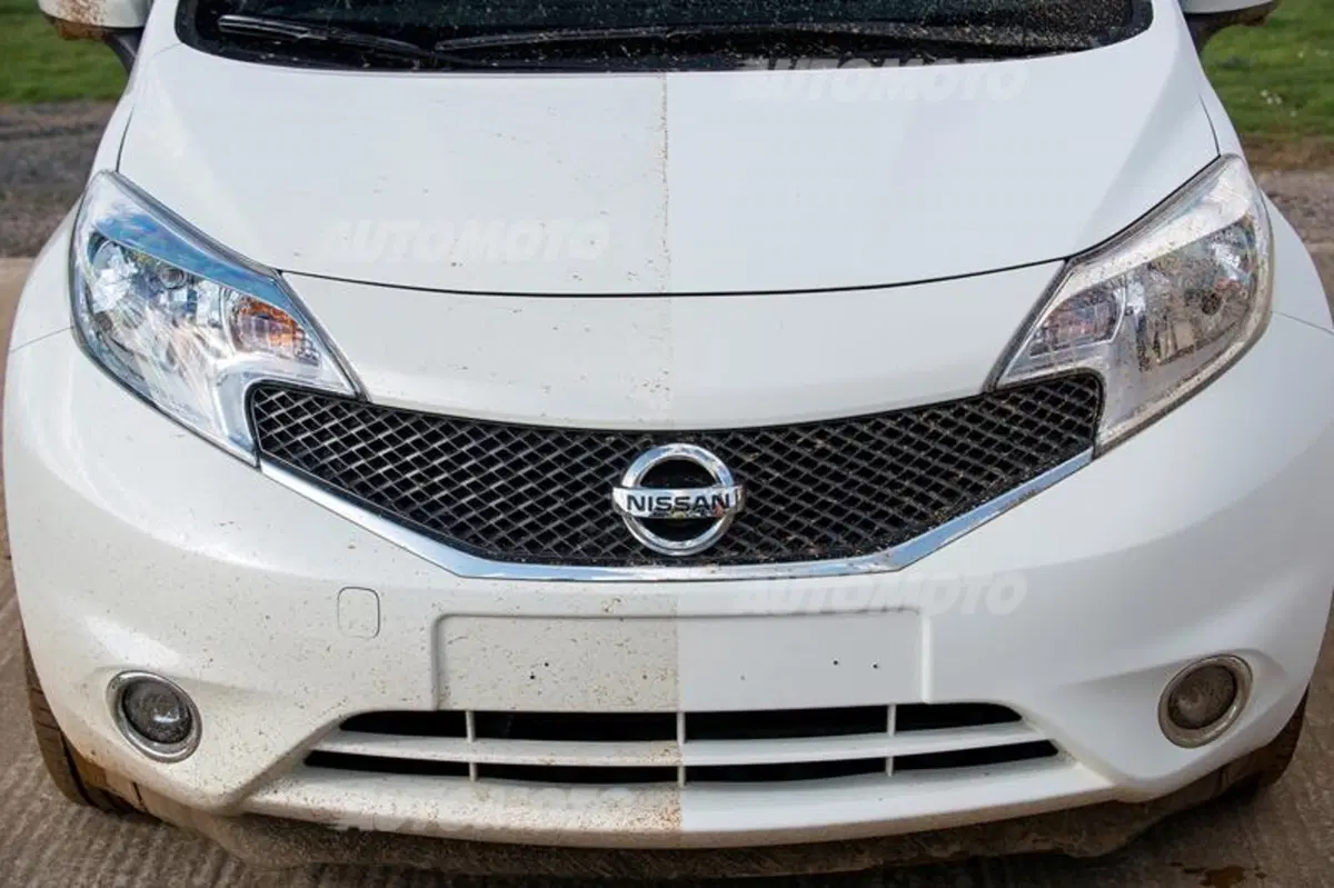 Nissan sta sviluppando l'auto che si pulisce da sola (12)