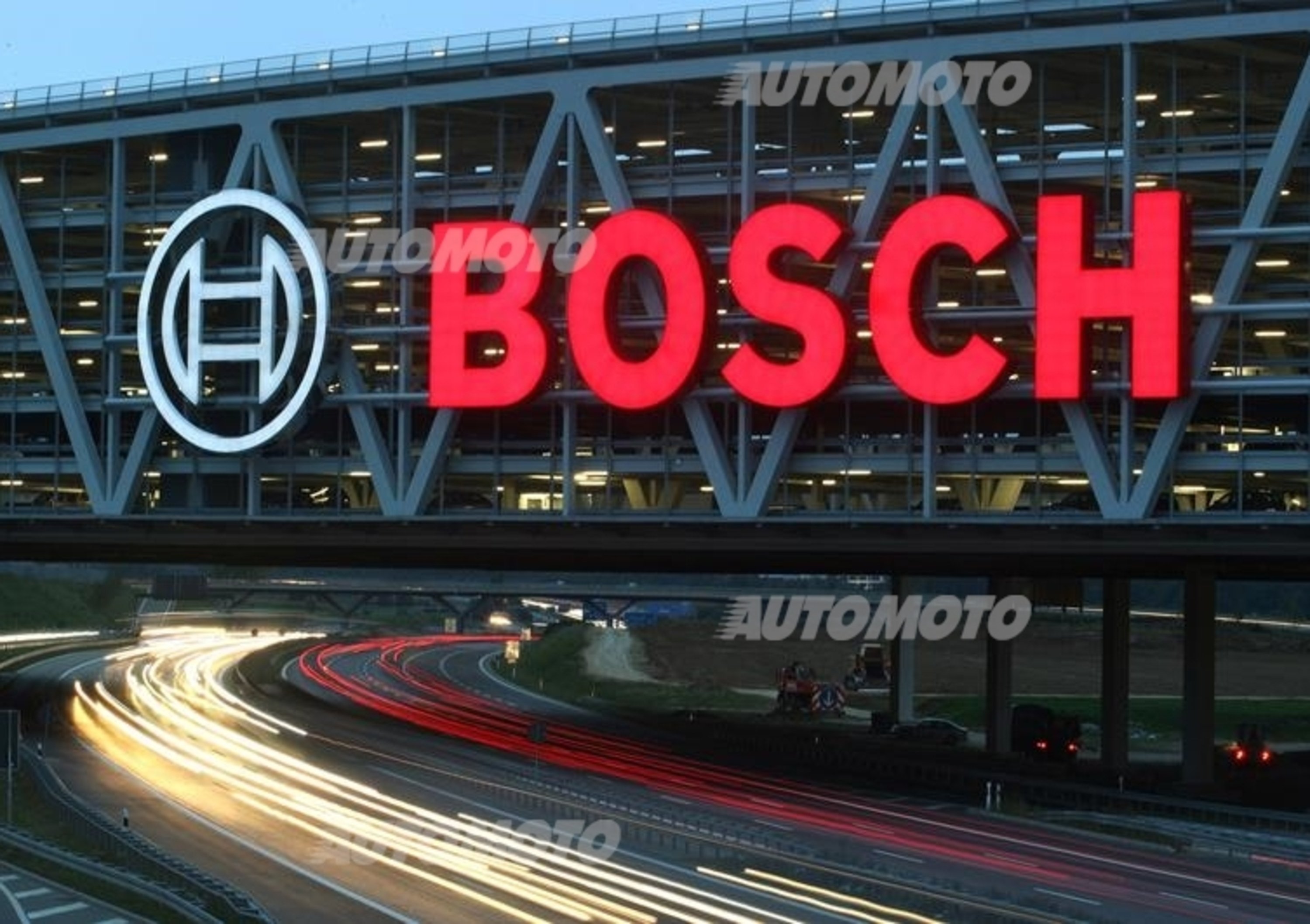 Bosch: Internet e microsensori per la sicurezza delle auto. Dal 2020 la guida automatica sar&agrave; realt&agrave;
