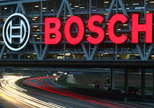 Bosch: Internet e microsensori per la sicurezza delle auto. Dal 2020 la guida automatica sarà realtà