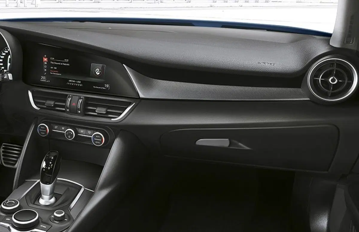 Quale comprare, Confronto: Subaru WRX STI Vs Alfa Romeo Giulia Veloce Q4 (3)