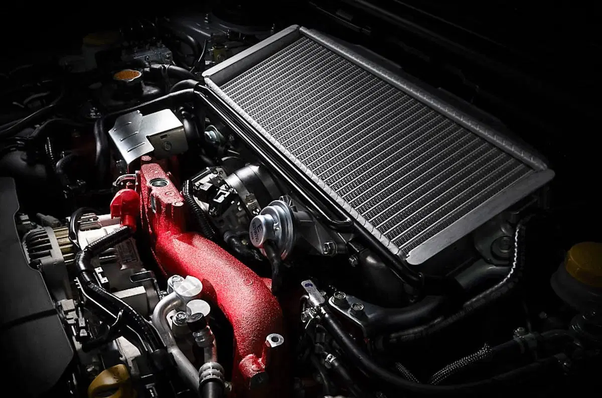 Quale comprare, Confronto: Subaru WRX STI Vs Alfa Romeo Giulia Veloce Q4 (7)