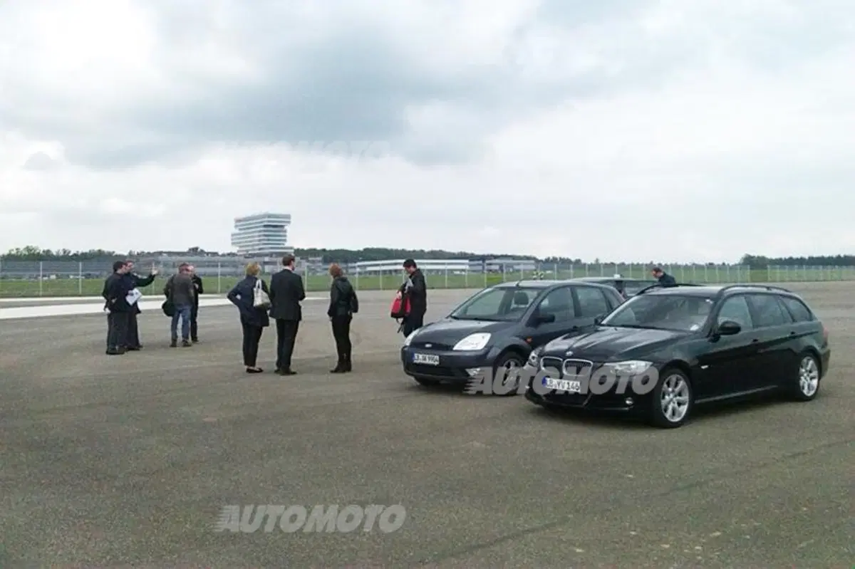 Bosch: Internet e microsensori per la sicurezza delle auto. Dal 2020 la guida automatica sarà realtà (10)