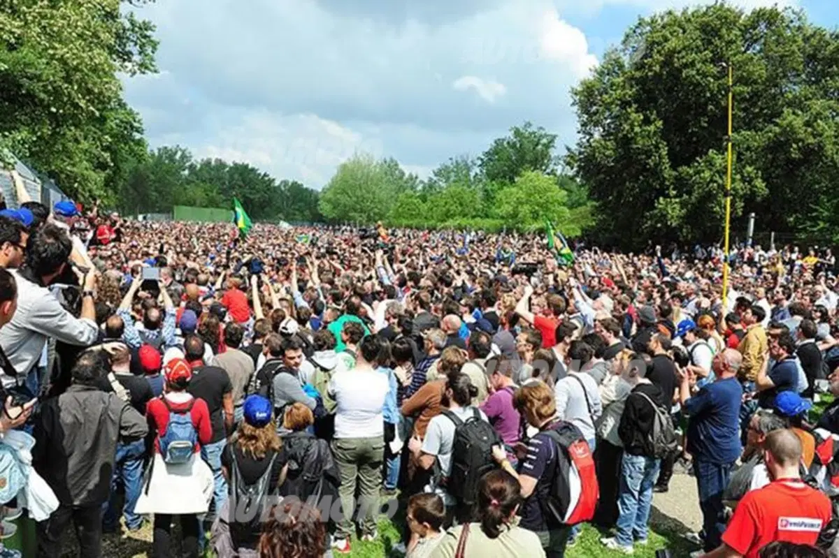Senna: oltre 25.000 persone a Imola per ricordare che Ayrton vive (6)