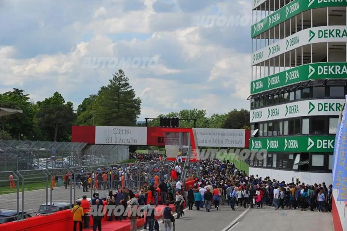 Senna: oltre 25.000 persone a Imola per ricordare che Ayrton vive (19)