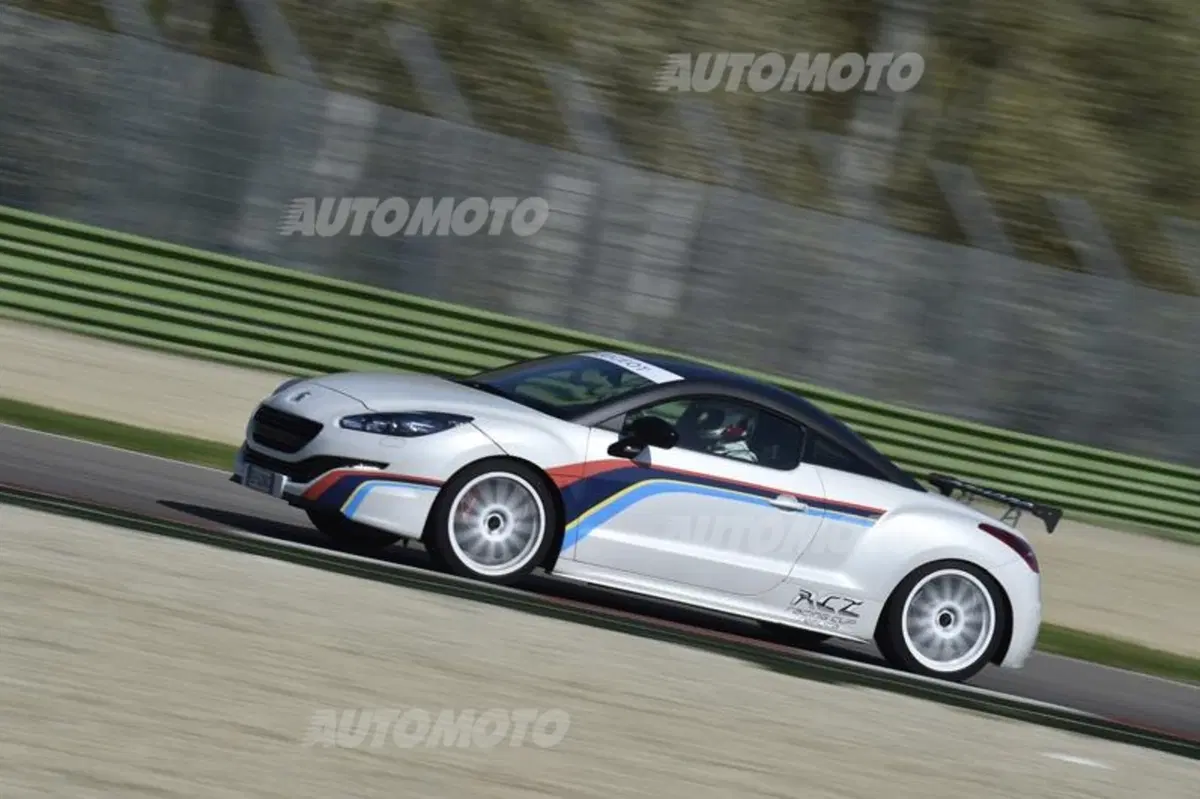 Peugeot RCZ: cinque declinazioni provate da Miloš Pavlović (17)