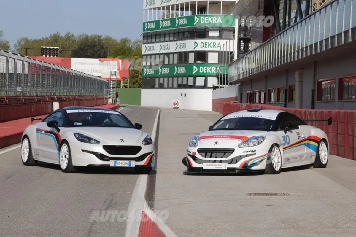 Peugeot RCZ: cinque declinazioni provate da Miloš Pavlović (34)