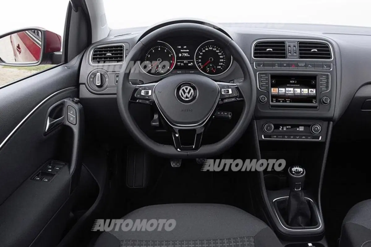 Volkswagen Polo restyling (20)