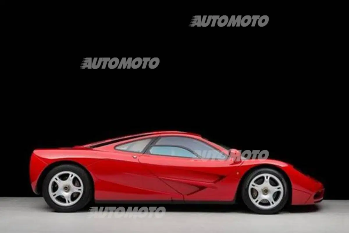 McLaren F1: venduto a 10 milioni di dollari un esemplare appartenuto ad Andretti (2)