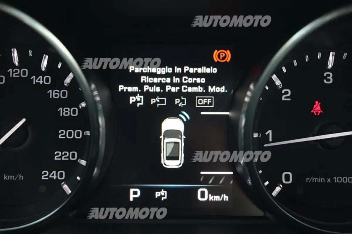 Range Rover Evoque 9 marce (24)