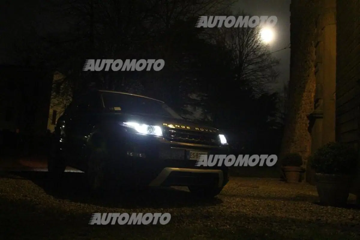 Range Rover Evoque 9 marce (44)