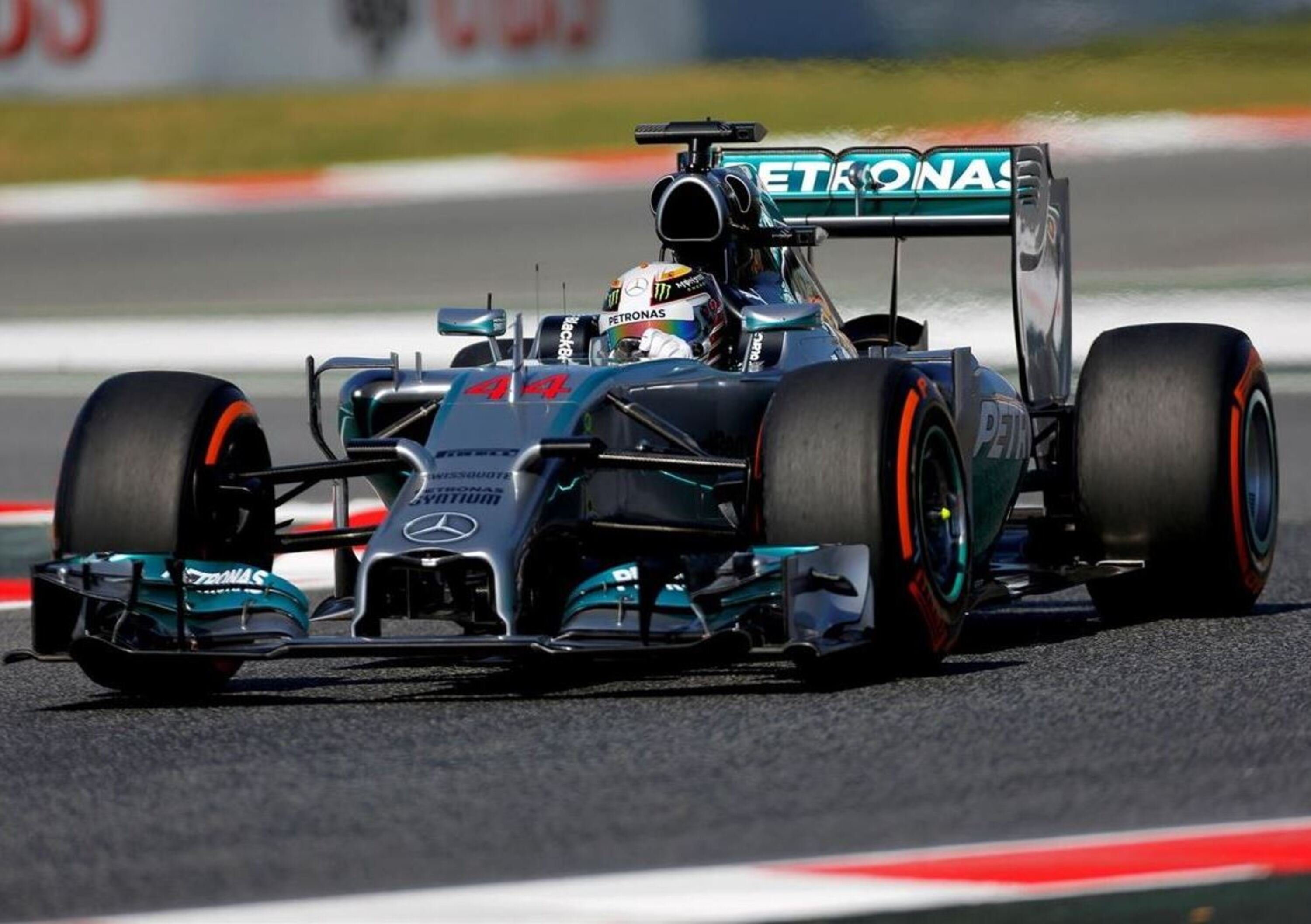 Formula 1 Spagna 2014: Hamilton in testa alle libere del venerd&igrave;