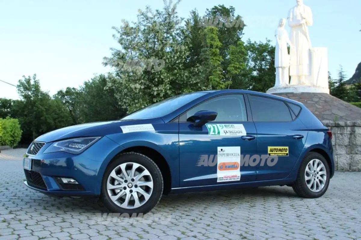 Ecorally 2014, Day 1: la Seat Leon TGI si trasforma in un'auto da corsa (7)