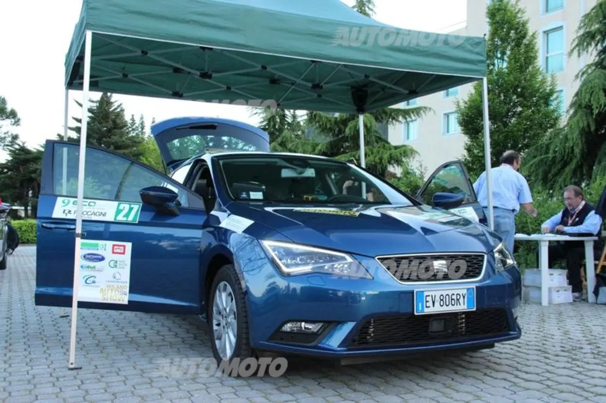 Ecorally 2014, Day 1: la Seat Leon TGI si trasforma in un'auto da corsa (12)