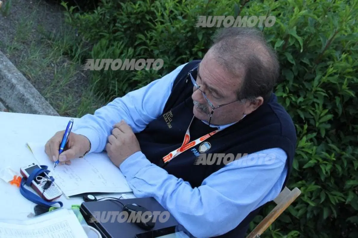 Ecorally 2014, Day 1: la Seat Leon TGI si trasforma in un'auto da corsa (14)