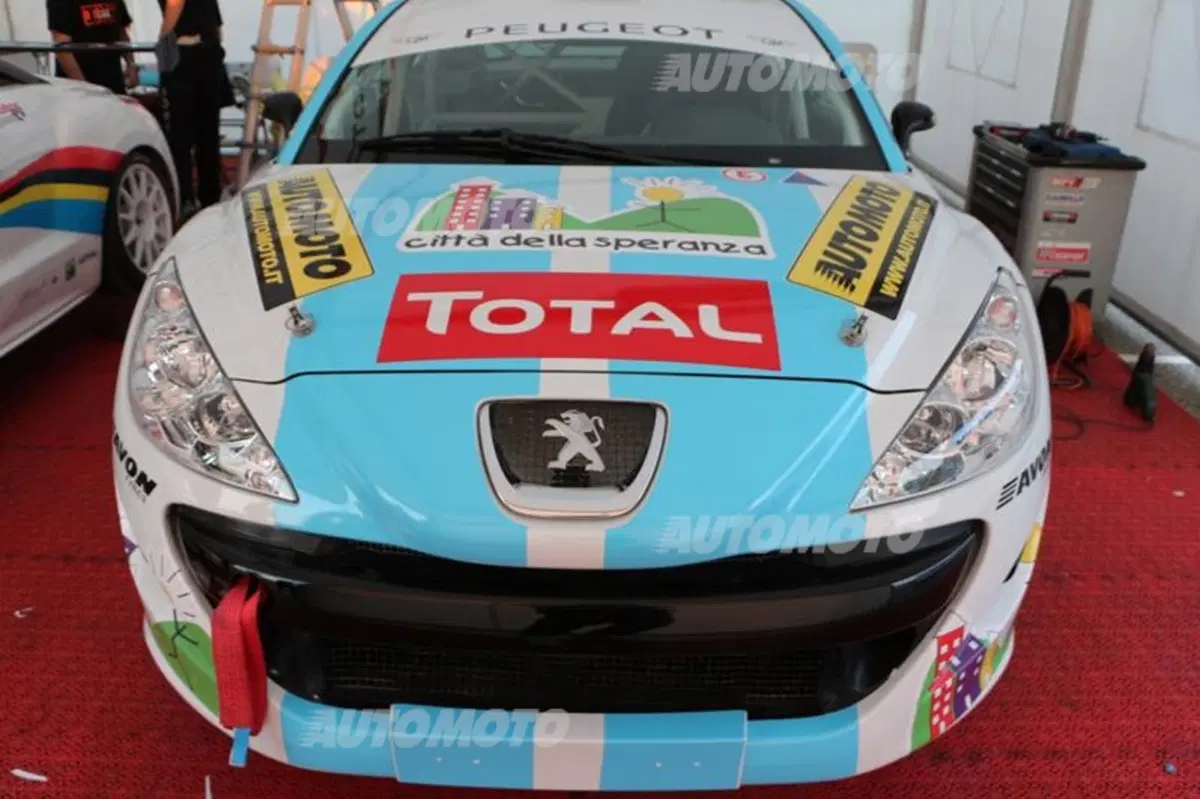 Peugeot RCZ Cup: il sogno ha inizio (10)
