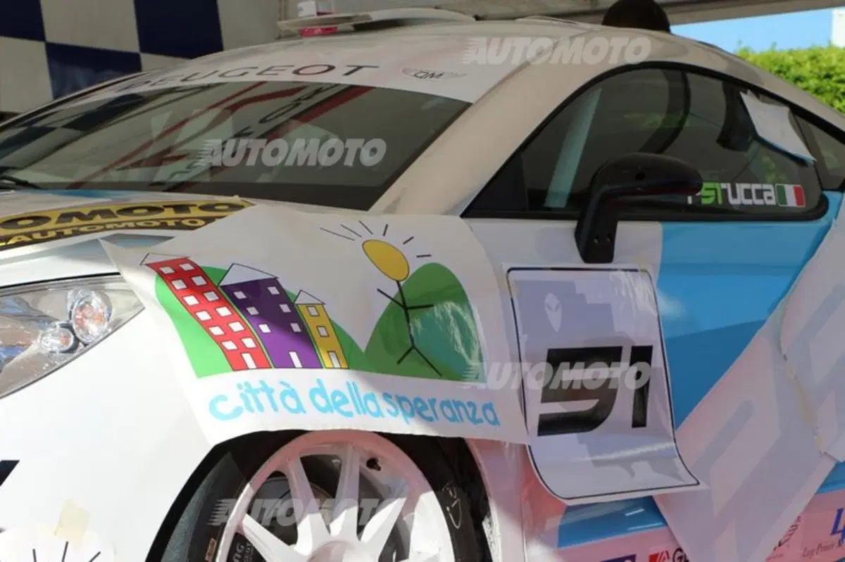 Peugeot RCZ Cup: il sogno ha inizio (12)