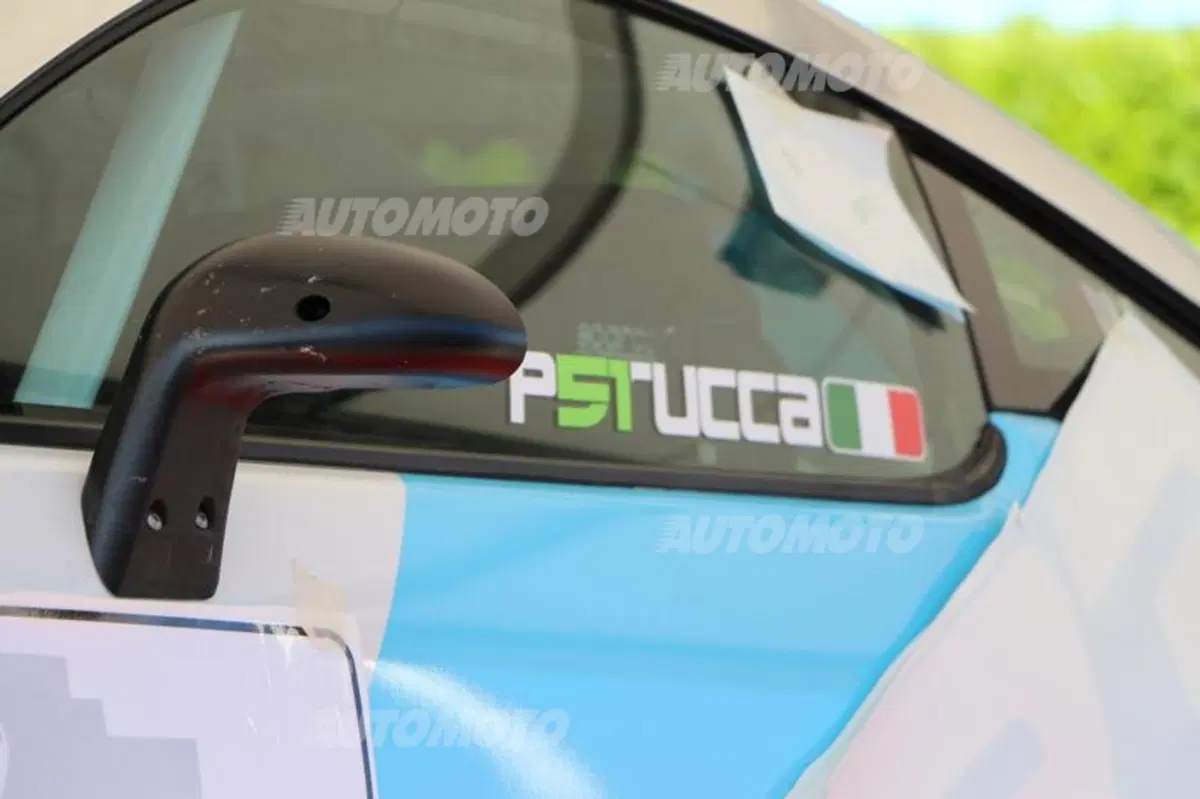 Peugeot RCZ Cup: il sogno ha inizio (13)