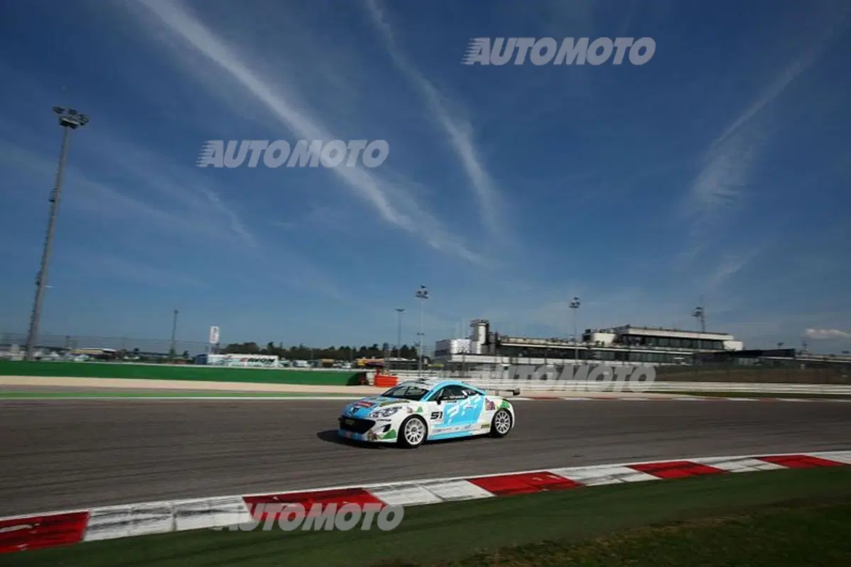Peugeot RCZ Cup, Misano. Qualifiche: «Vado bene ma devo frenare prima» (4)