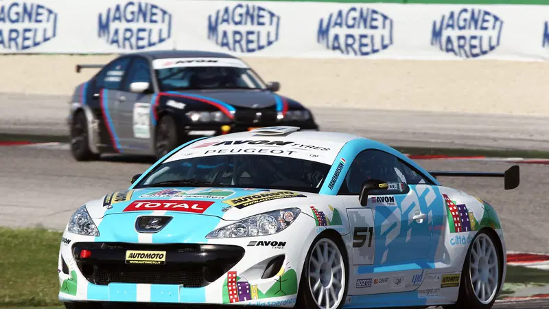 Peugeot RCZ Cup, Gara 2: &laquo;Ho capito perch&eacute; l'automobilismo &egrave; uno sport...&raquo;