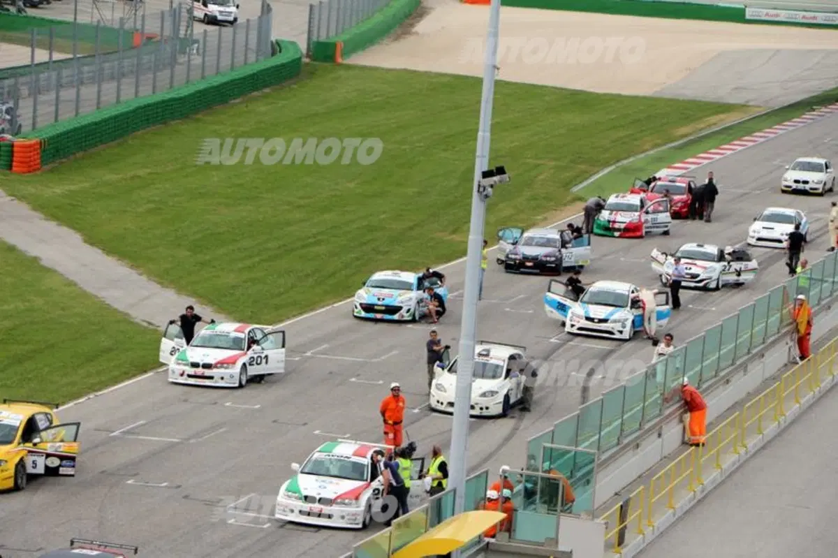 Peugeot RCZ Cup, Gara 2: «Ho capito perché l'automobilismo è uno sport...»