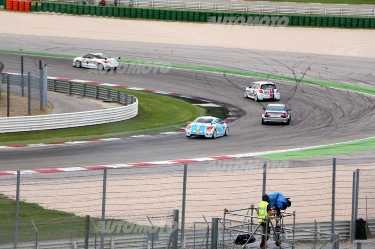Peugeot RCZ Cup, Gara 2: «Ho capito perché l'automobilismo è uno sport...» (14)