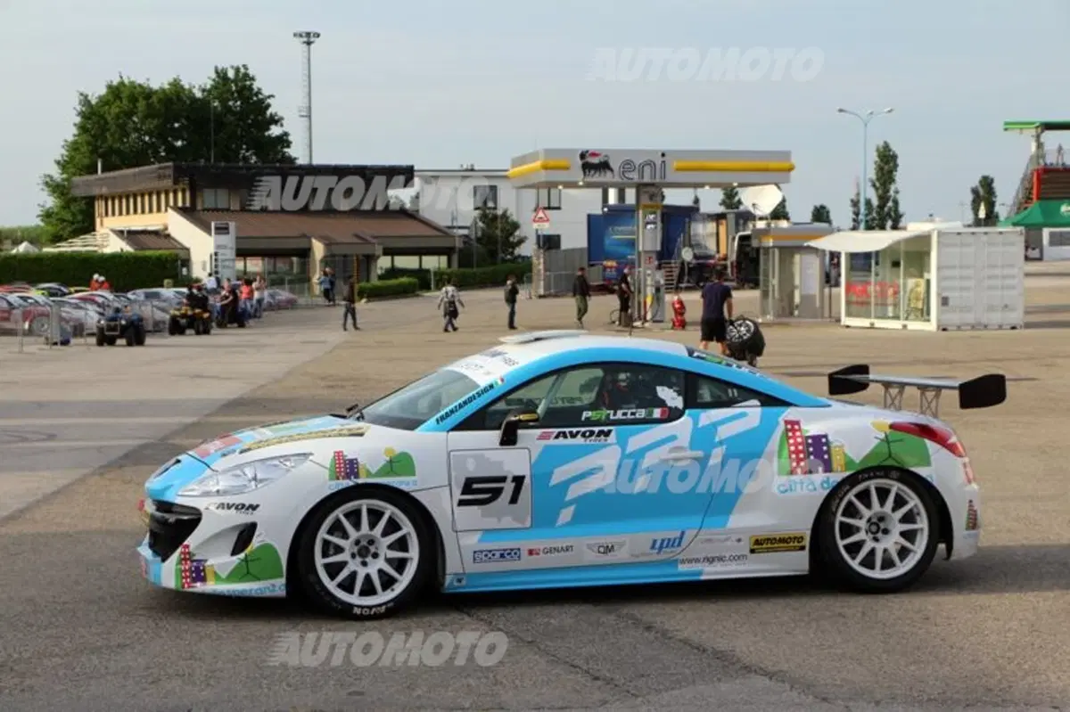 Peugeot RCZ Cup, Gara 2: «Ho capito perché l'automobilismo è uno sport...» (19)