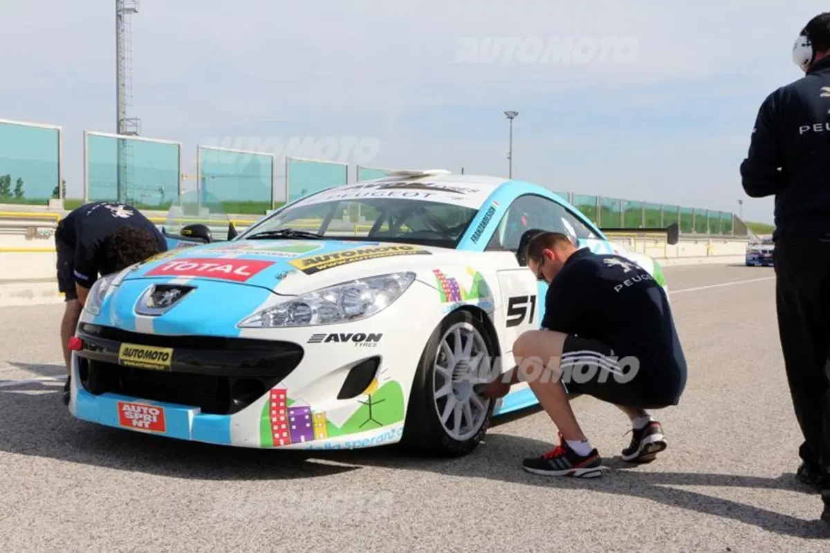 Peugeot RCZ Cup, Gara 2: «Ho capito perché l'automobilismo è uno sport...» (51)