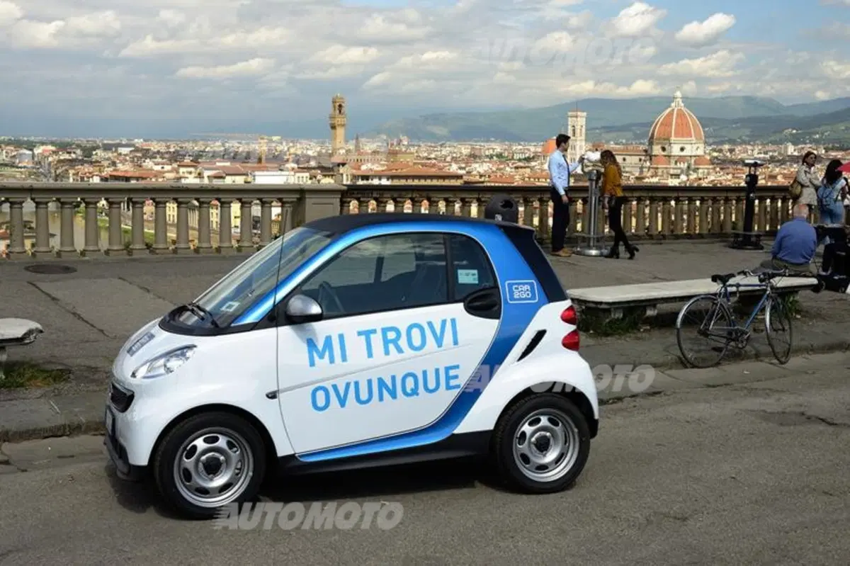 car2go: il car-sharing di smart sbarca a Firenze (9)