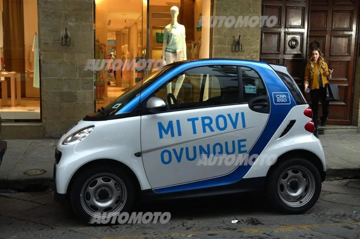 car2go: il car-sharing di smart sbarca a Firenze (16)