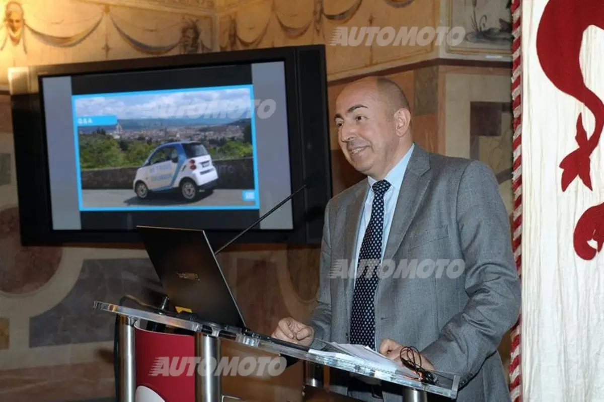 car2go: il car-sharing di smart sbarca a Firenze (26)