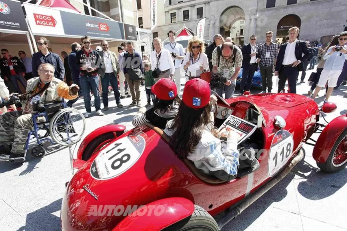 Mille Miglia: partita l'edizione 2014 (4)