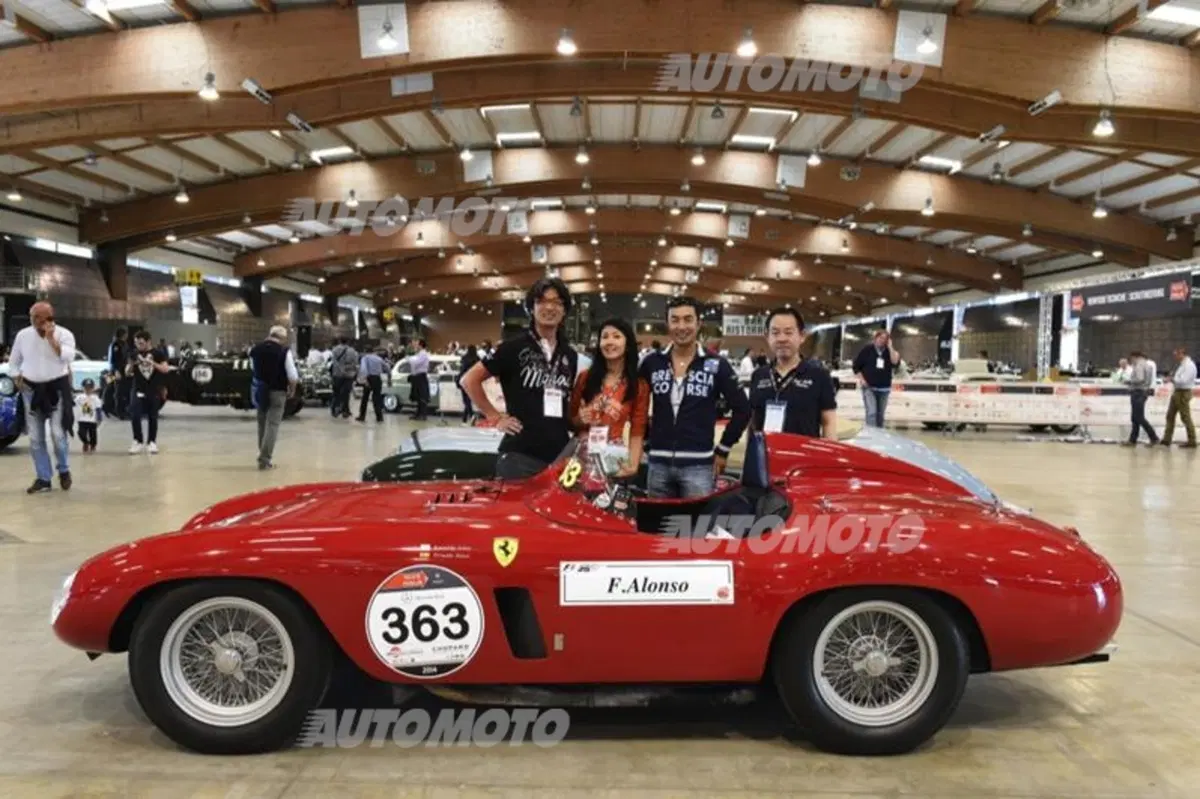 Mille Miglia: partita l'edizione 2014 (8)