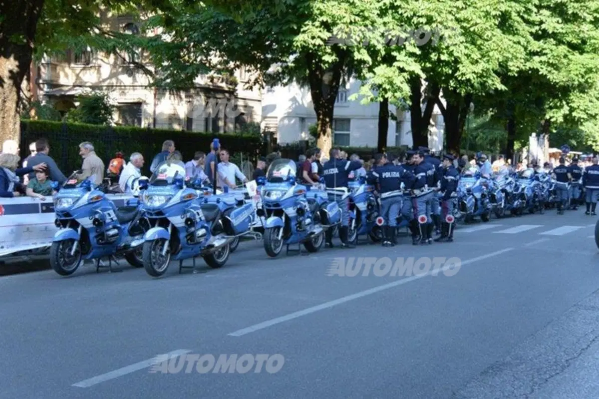 Mille Miglia: partita l'edizione 2014 (23)