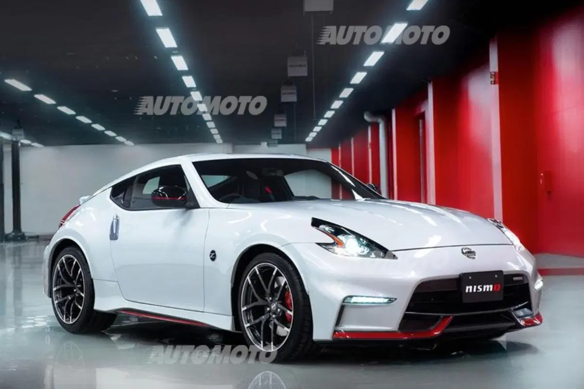 Nissan 370Z Nismo restyling: strizza l'occhio alla GT-R