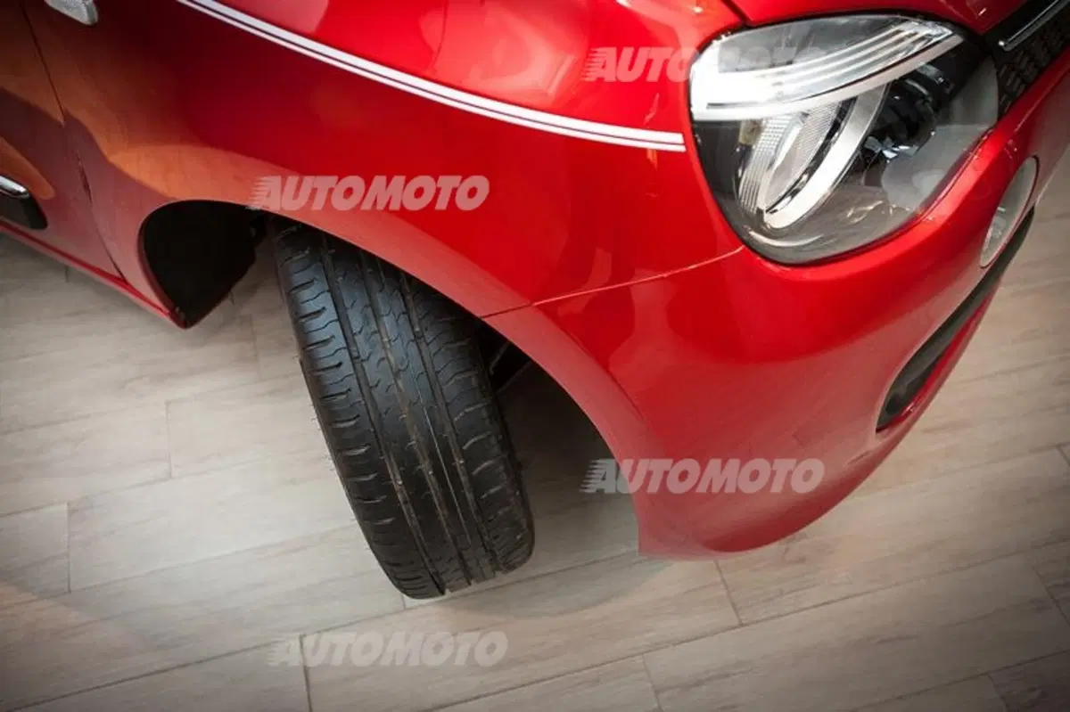 Renault: parte dall'Italia il tour europeo per conoscere la nuova Twingo (6)